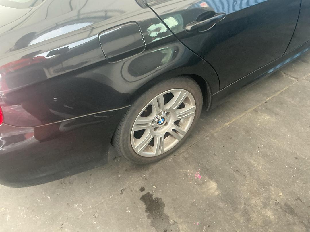 Photo '13' of BMW 323I