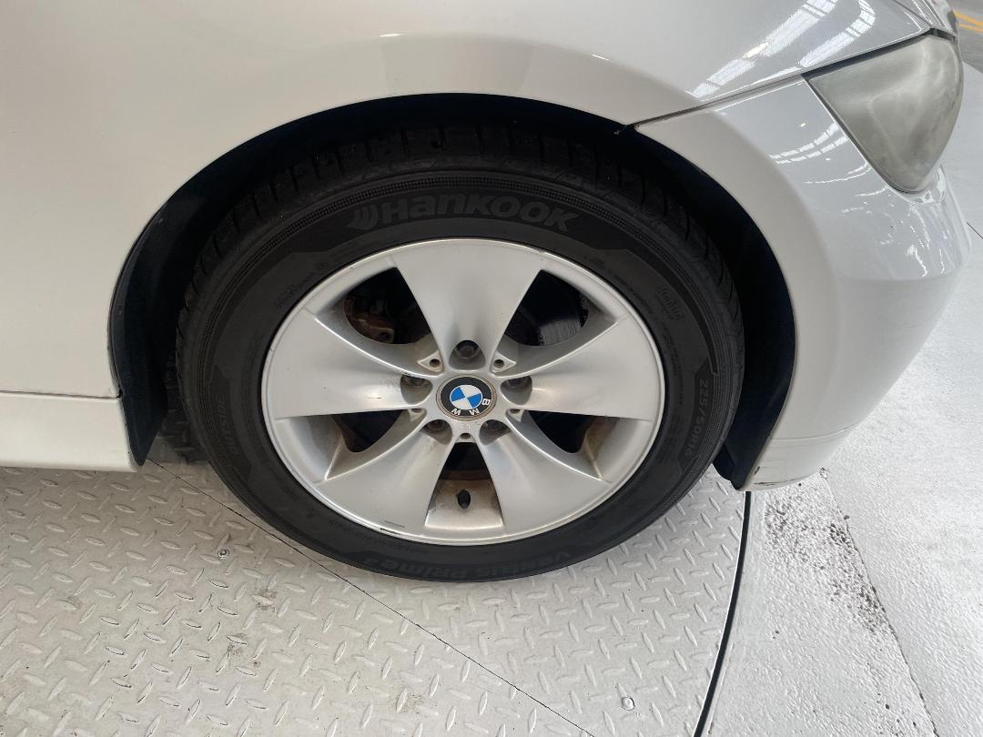 Photo '9' of BMW 323I Photo '9' of BMW 323I