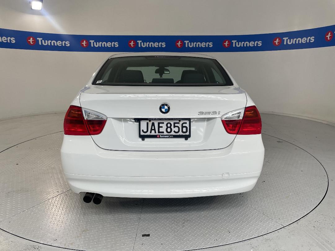 Photo '6' of BMW 323I Photo '6' of BMW 323I