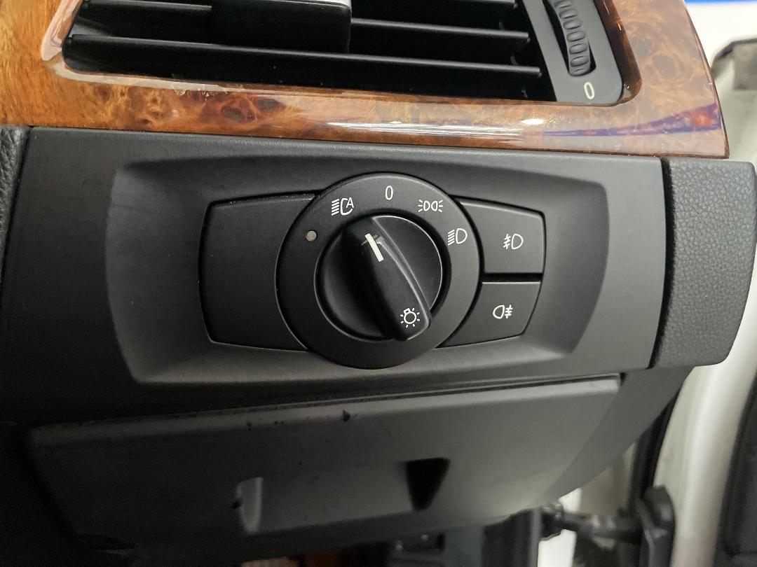 Photo '24' of BMW 323I Photo '24' of BMW 323I