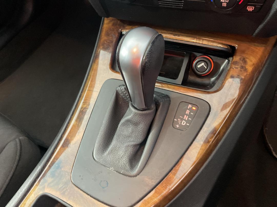 Photo '30' of BMW 323I Photo '30' of BMW 323I