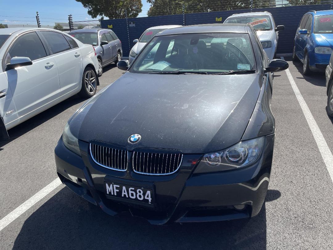 Photo '2' of BMW 323I M-Sport