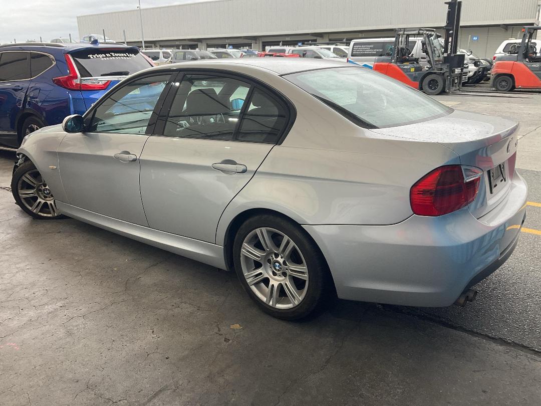 Photo '3' of BMW 323I