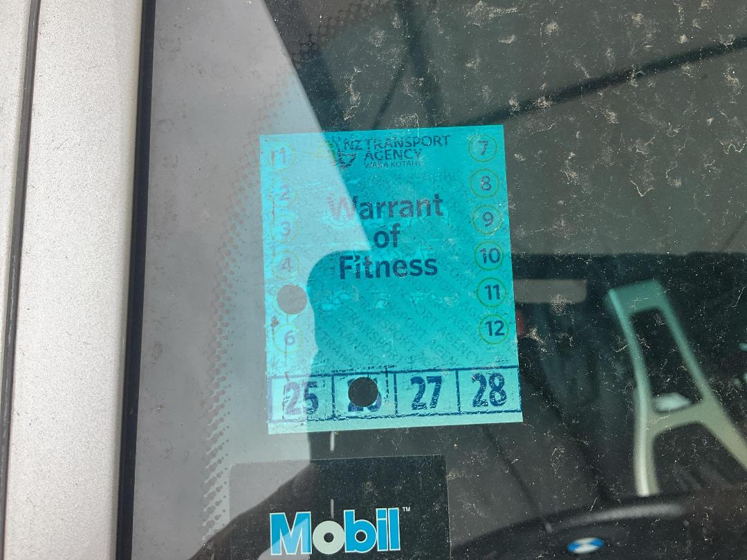 Photo '18' of BMW 323I