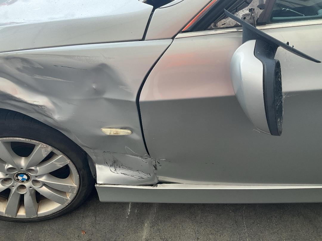 Photo '23' of BMW 325I SE Touring Auto Photo '23' of BMW 325I SE Touring Auto