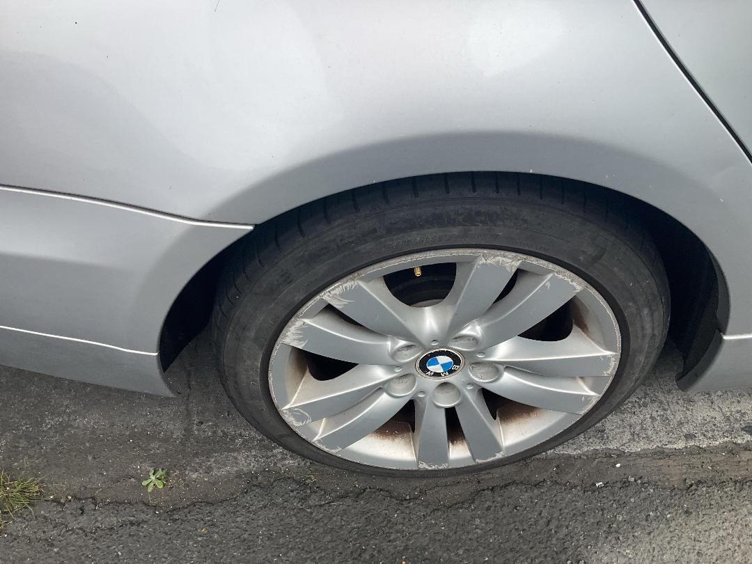 Photo '32' of BMW 325I SE Touring Auto Photo '32' of BMW 325I SE Touring Auto