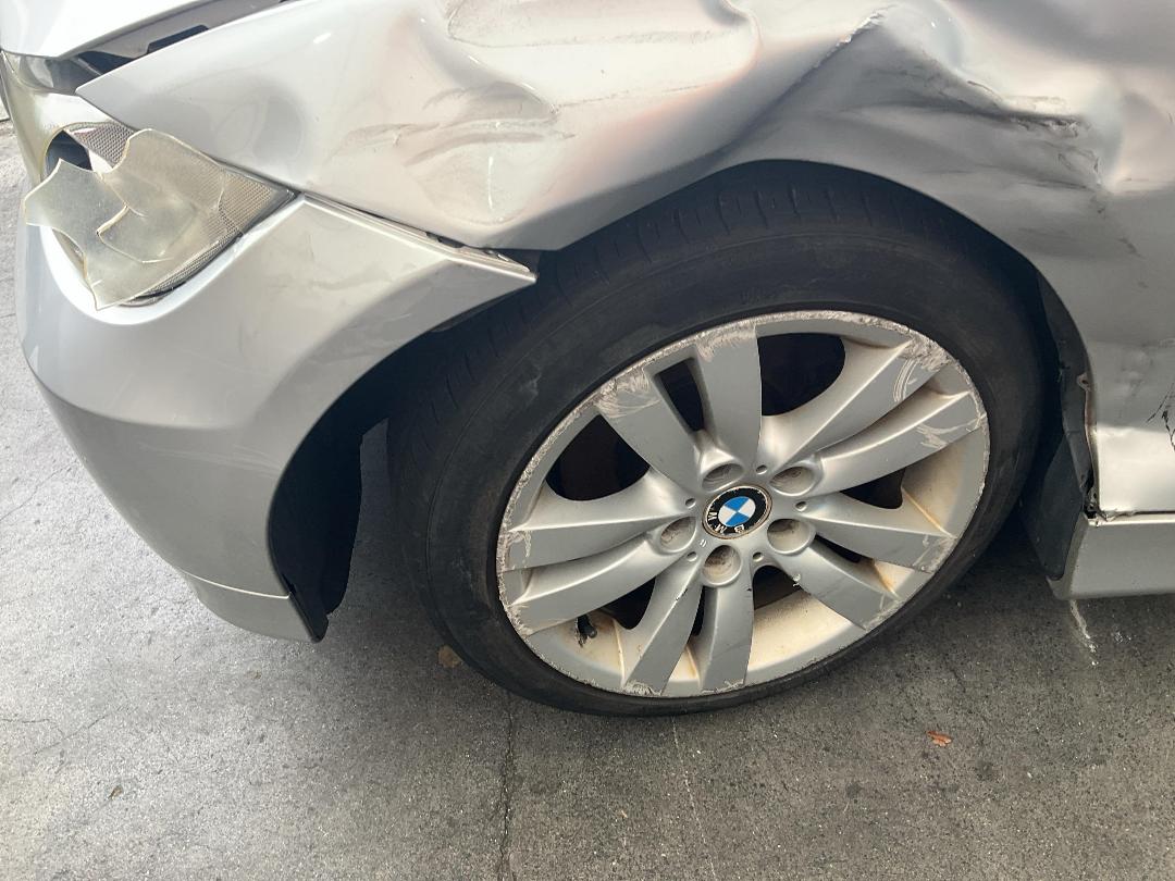 Photo '34' of BMW 325I SE Touring Auto Photo '34' of BMW 325I SE Touring Auto