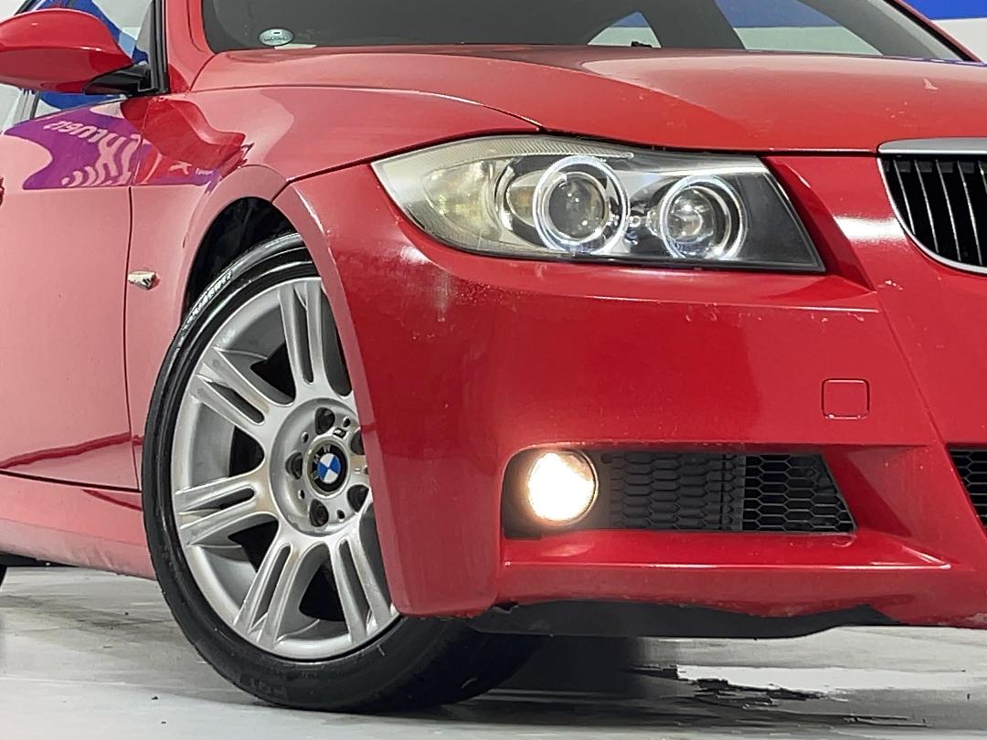 Photo '23' of BMW 325I Photo '23' of BMW 325I