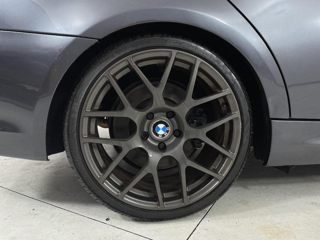 Photo '12' of BMW 330I