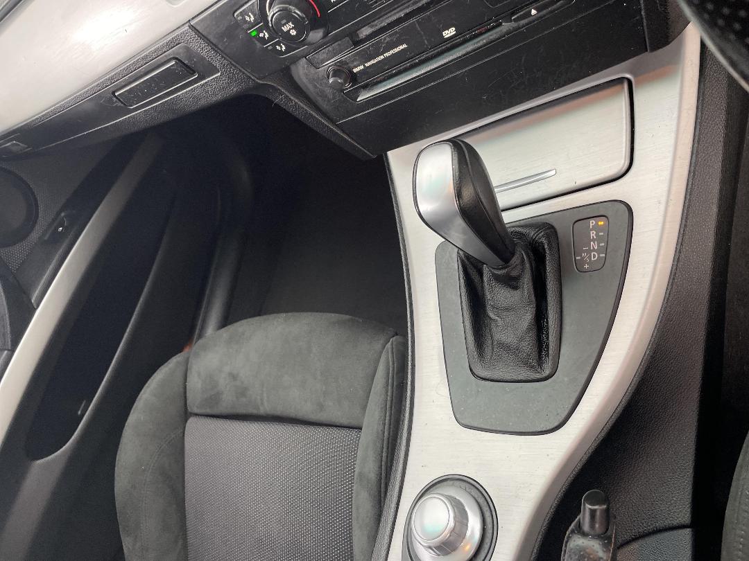 Photo '18' of BMW 330I