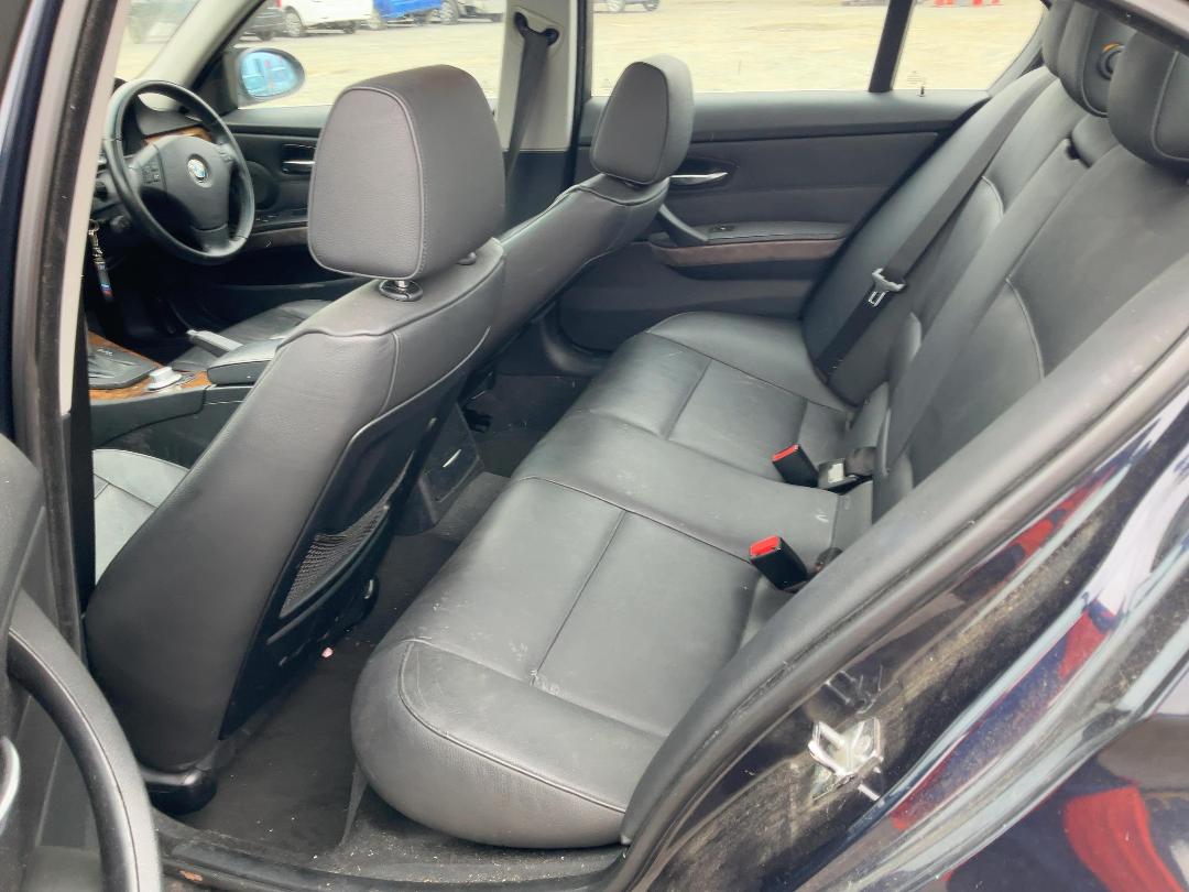 Photo '17' of BMW 330I