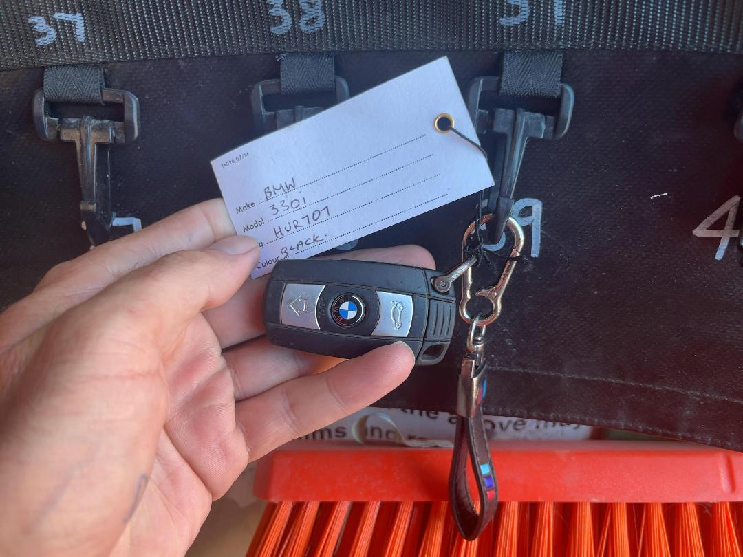 Photo '24' of BMW 330I