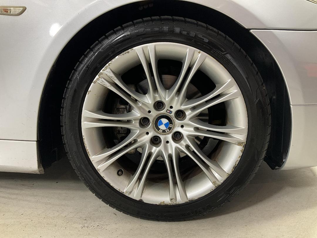 Photo '9' of BMW 5 Series Photo '9' of BMW 5 Series