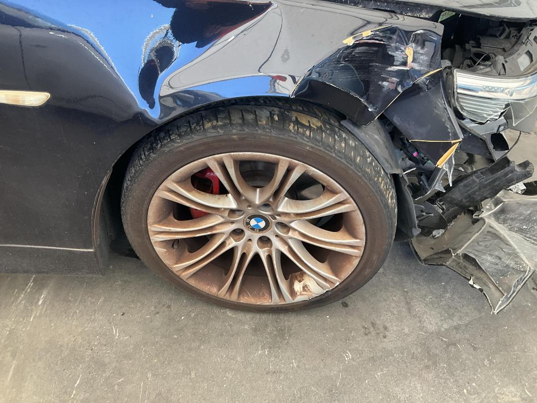 Photo '2' of BMW 530I