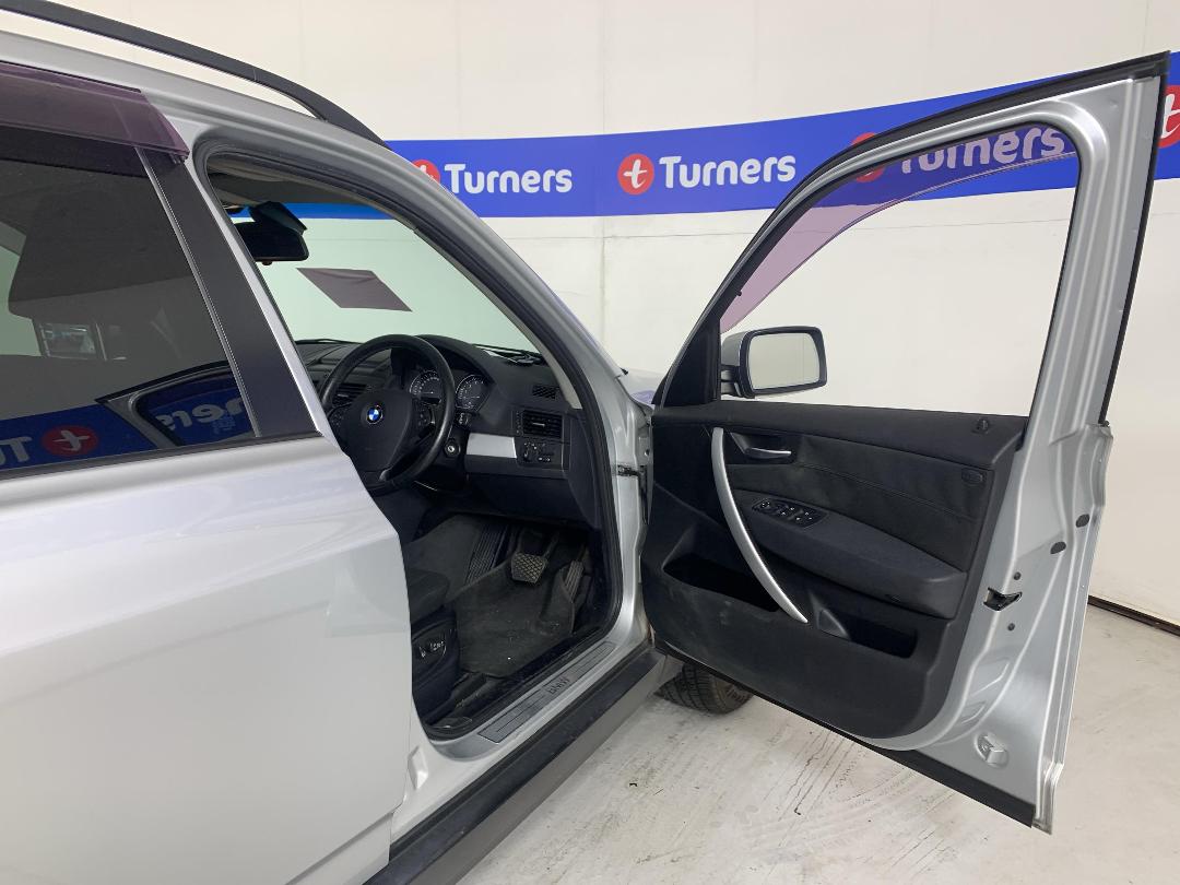 Photo '13' of BMW X3 2.5SI Photo '13' of BMW X3 2.5SI