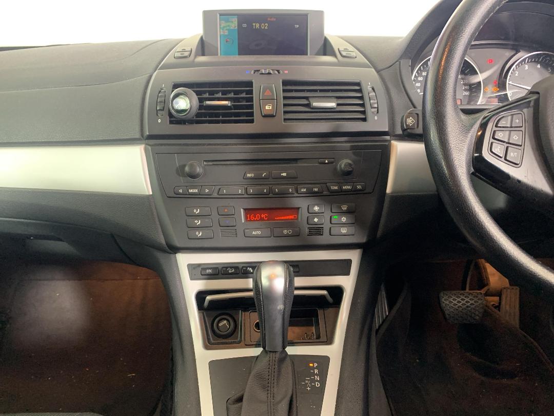 Photo '16' of BMW X3 2.5SI Photo '16' of BMW X3 2.5SI