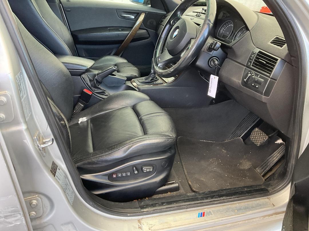 Photo '22' of BMW X3 2.5 Photo '22' of BMW X3 2.5