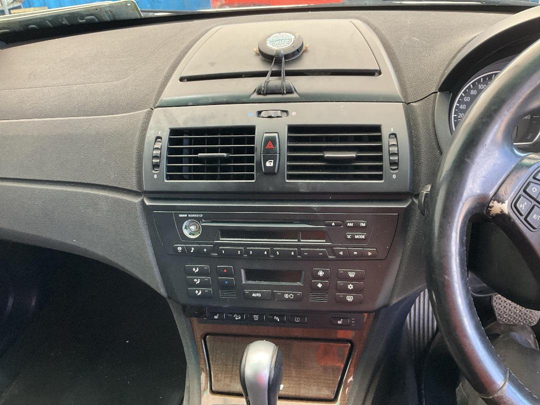 Photo '25' of BMW X3 2.5 Photo '25' of BMW X3 2.5