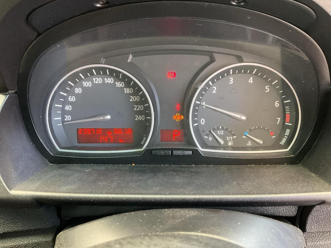 Photo '28' of BMW X3 2.5 Photo '28' of BMW X3 2.5