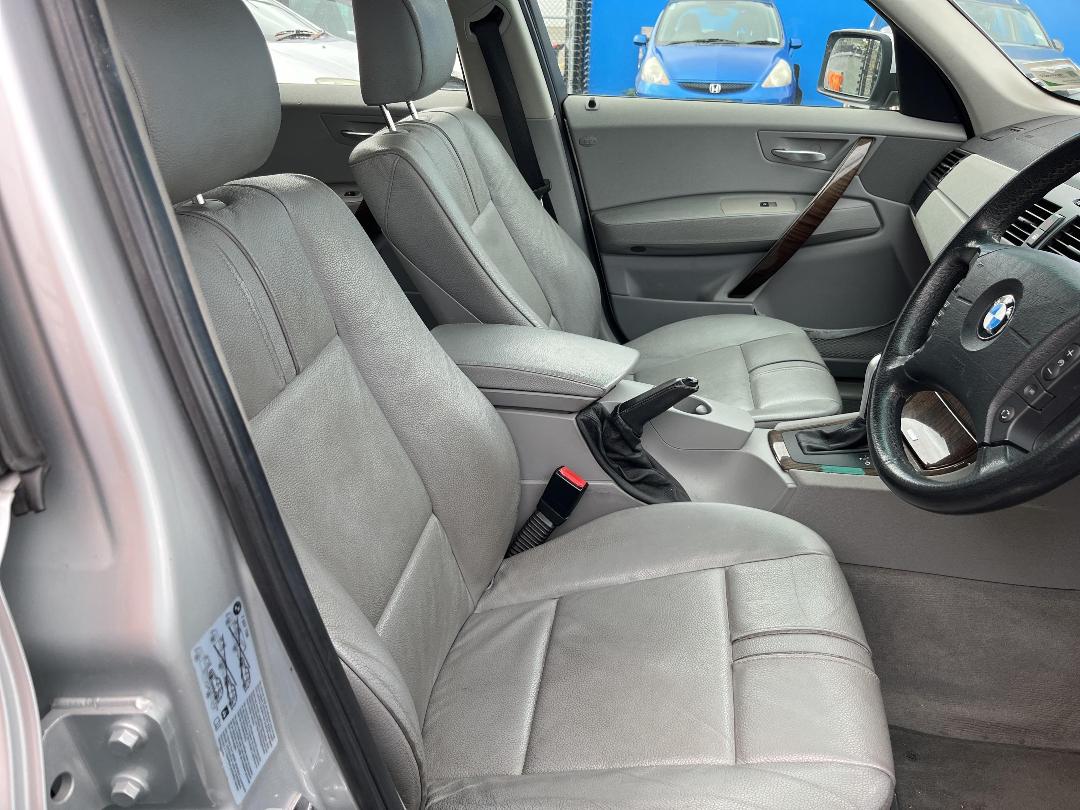 Photo '12' of BMW X3 2.5I