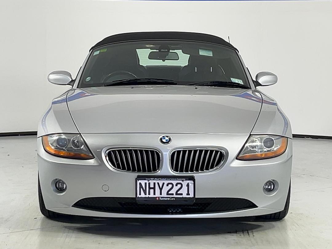 Photo '2' of BMW Z4 Photo '2' of BMW Z4