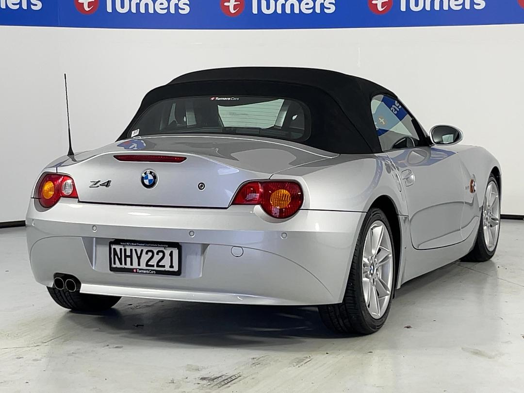 Photo '5' of BMW Z4 Photo '5' of BMW Z4