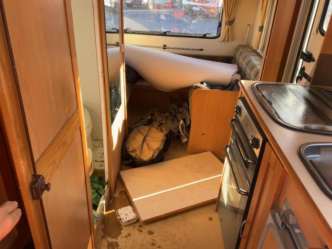 Photo '16' of CARAVAN CORONA Caravan - Single