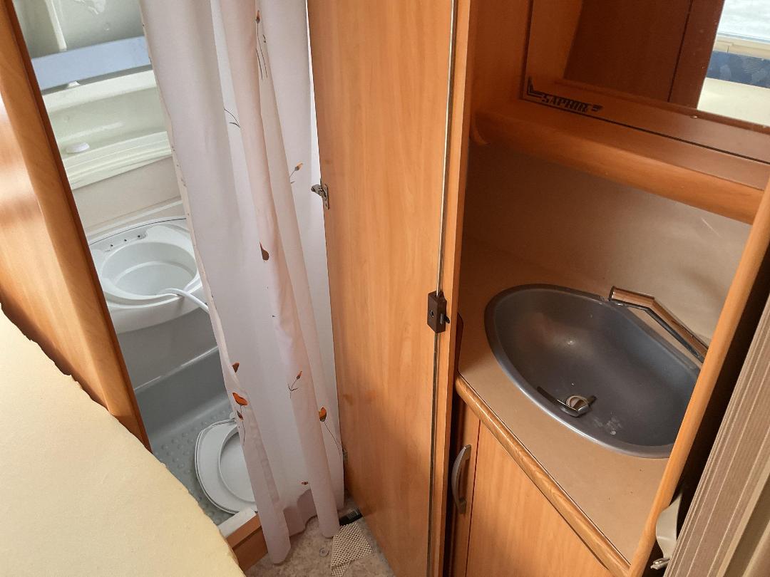 Photo '21' of Caravan Fendt Saphir 470 Caravan - Single