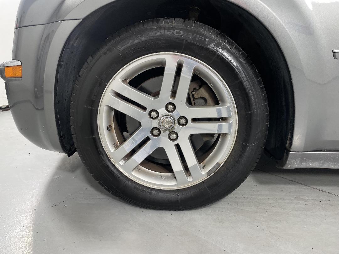 Photo '10' of Chrysler 300