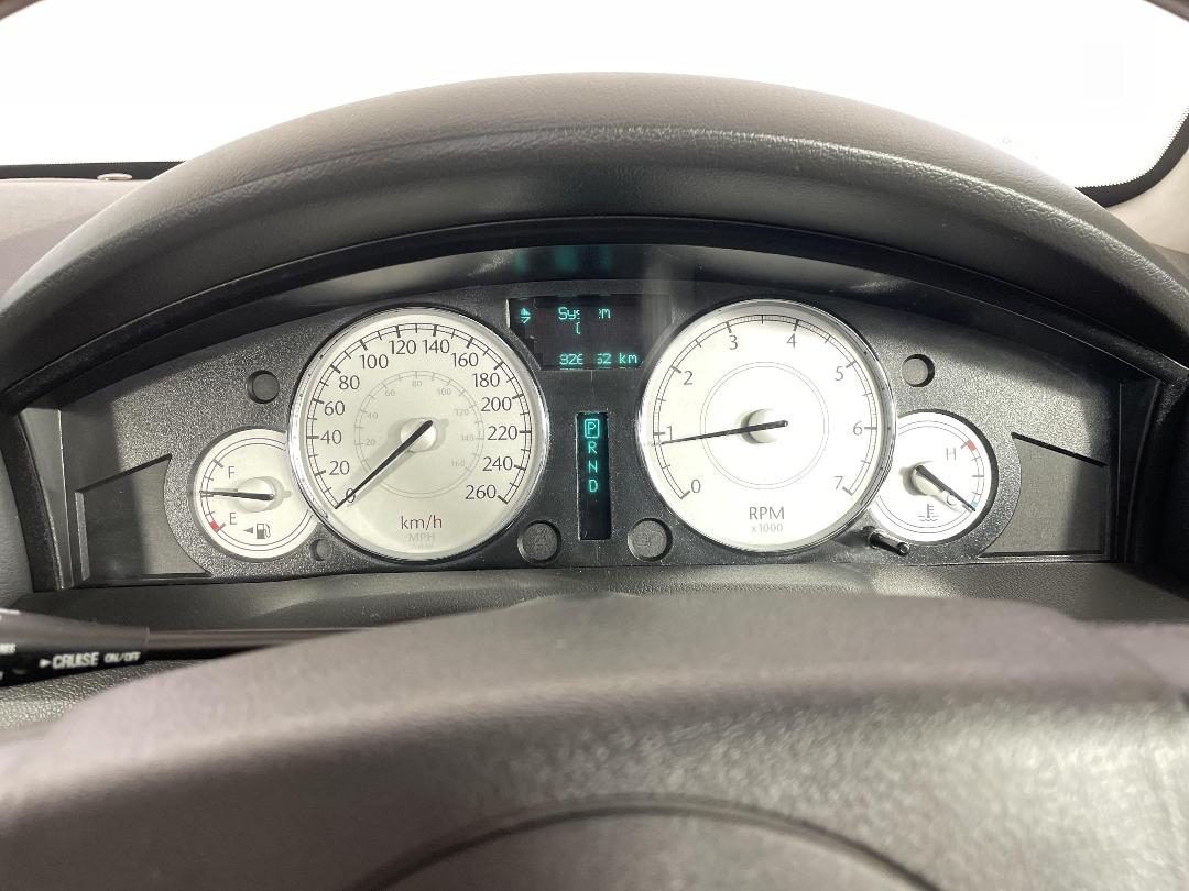 Photo '21' of Chrysler 300