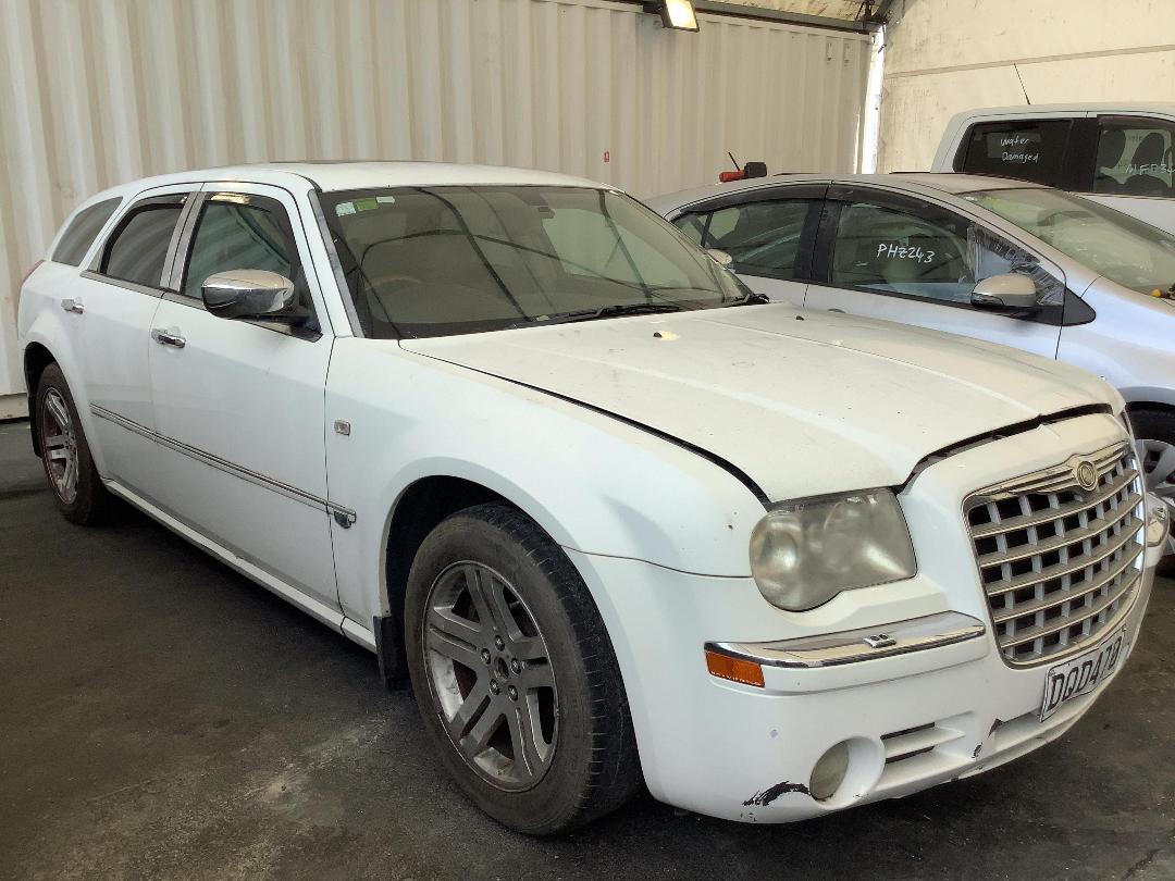 Photo '2' of Chrysler 300 C Tour Photo '2' of Chrysler 300 C Tour