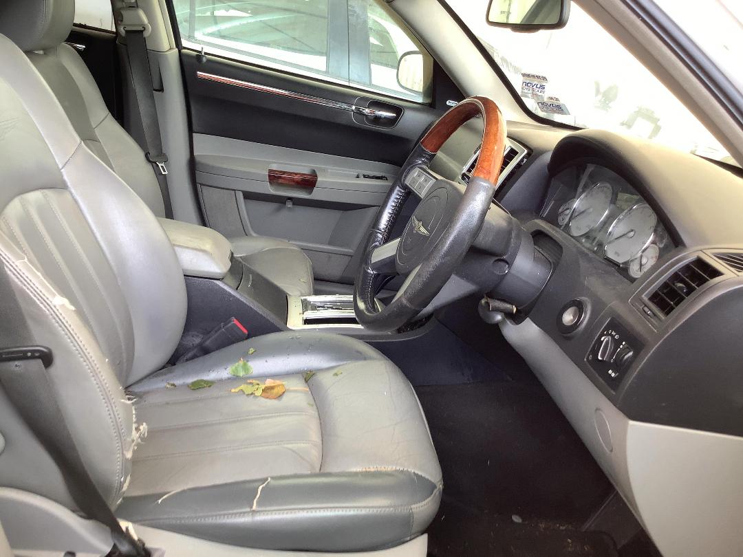 Photo '7' of Chrysler 300 C Tour Photo '7' of Chrysler 300 C Tour