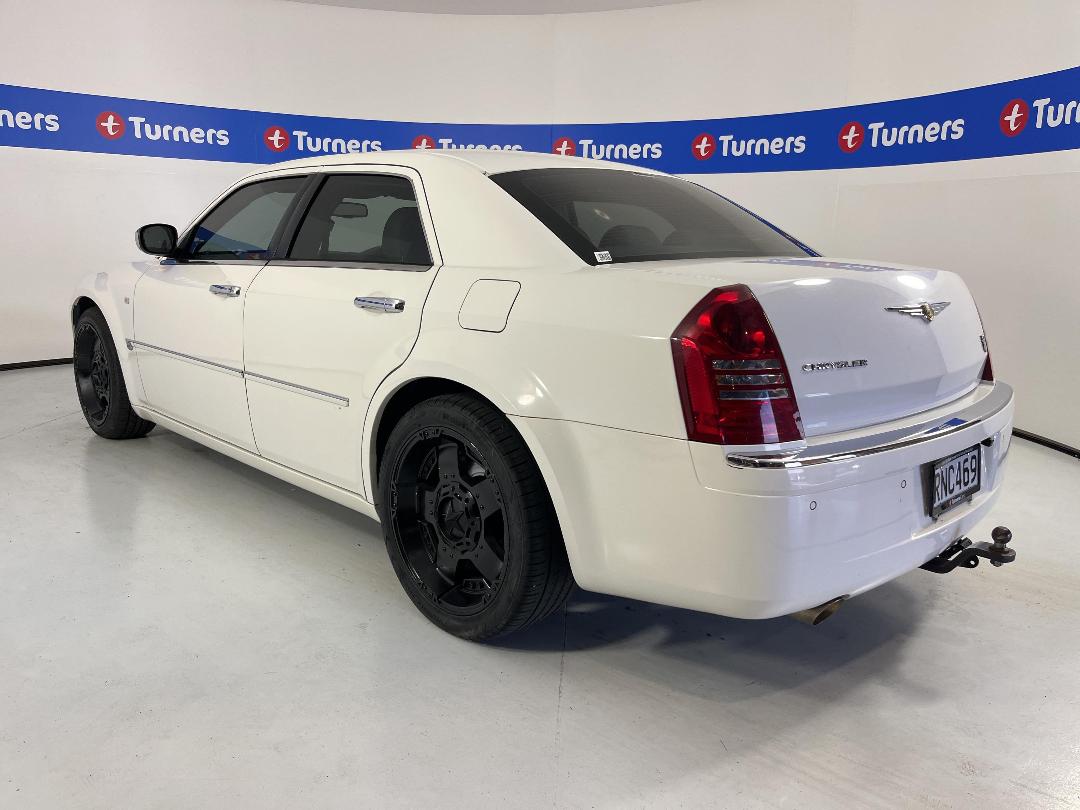 Photo '5' of Chrysler 300C Photo '5' of Chrysler 300C