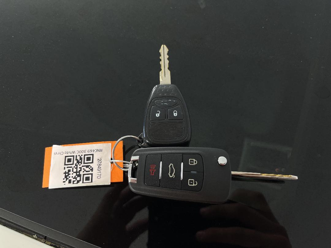 Photo '22' of Chrysler 300C Photo '22' of Chrysler 300C