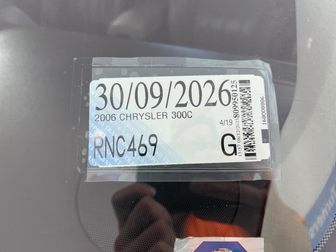 Photo '32' of Chrysler 300C Photo '32' of Chrysler 300C