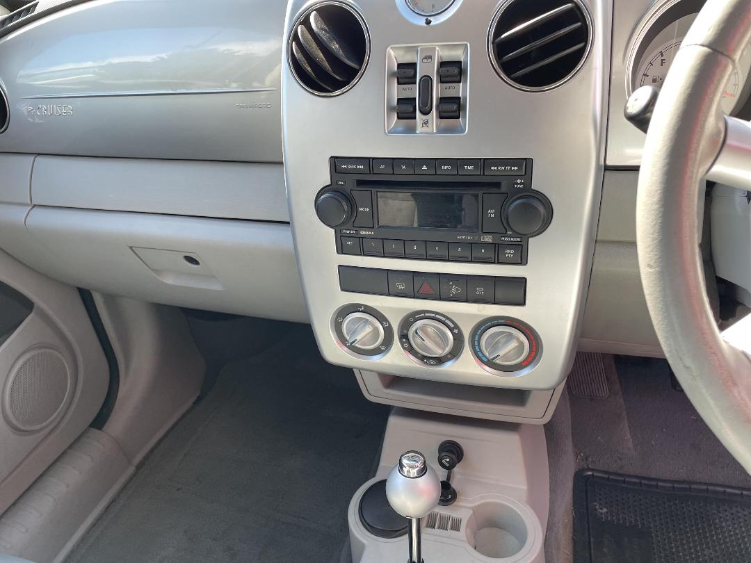 Photo '20' of Chrysler PT Cruiser Touring