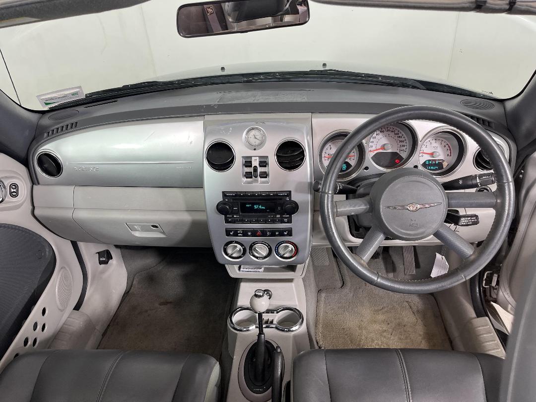 Photo '17' of Chrysler PT Cruiser Photo '17' of Chrysler PT Cruiser