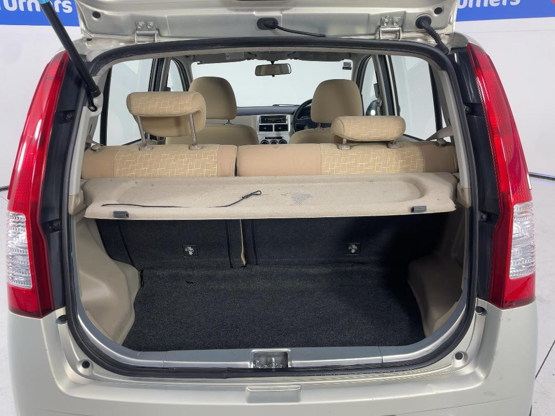 Photo '14' of Daihatsu Charade Photo '14' of Daihatsu Charade