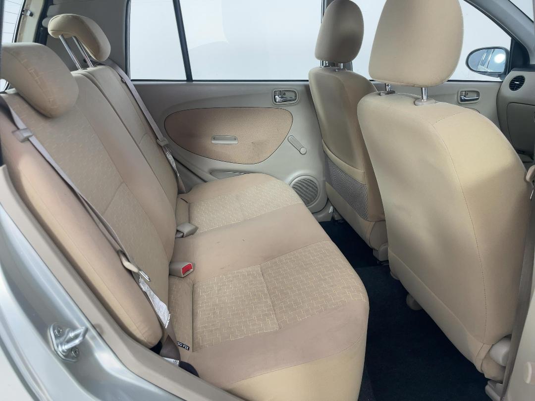 Photo '20' of Daihatsu Charade Photo '20' of Daihatsu Charade