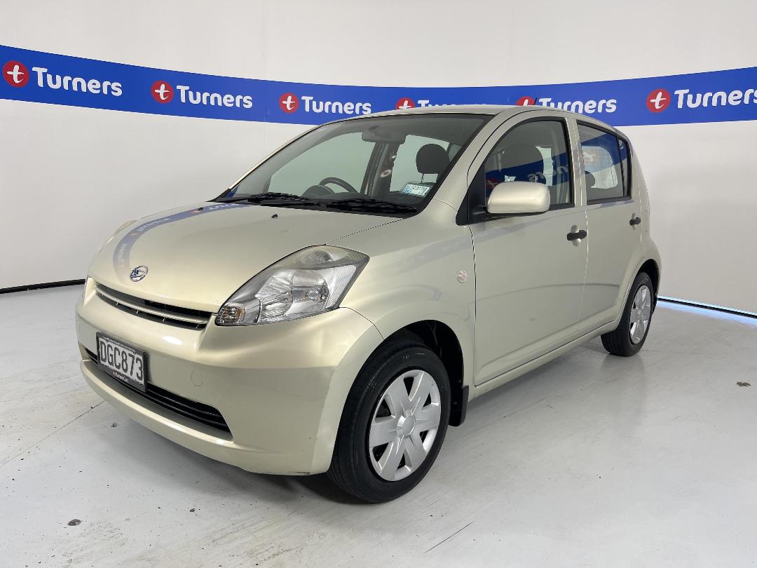 Photo '4' of Daihatsu Sirion