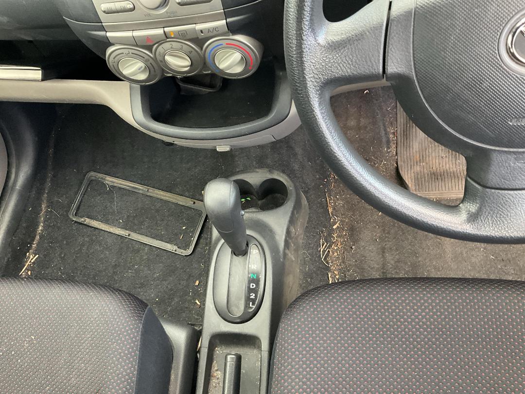 Photo '11' of Daihatsu Sirion Photo '11' of Daihatsu Sirion