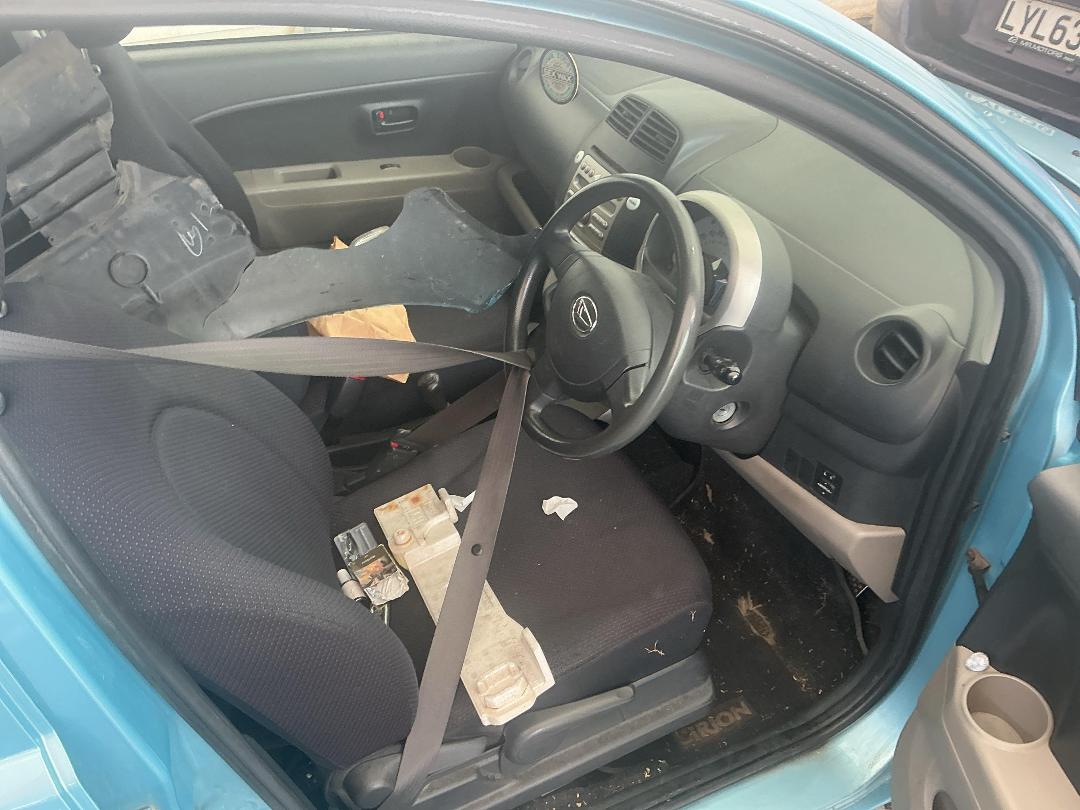 Photo '21' of Daihatsu Sirion Photo '21' of Daihatsu Sirion