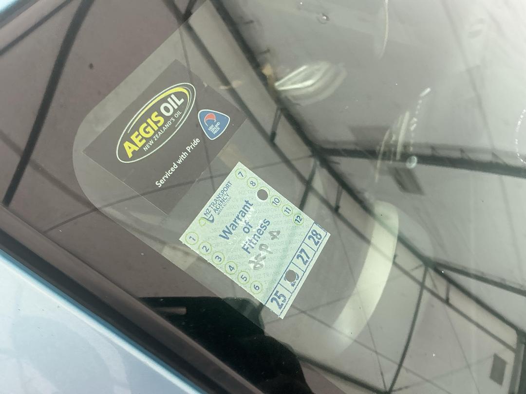 Photo '24' of Daihatsu Sirion Photo '24' of Daihatsu Sirion