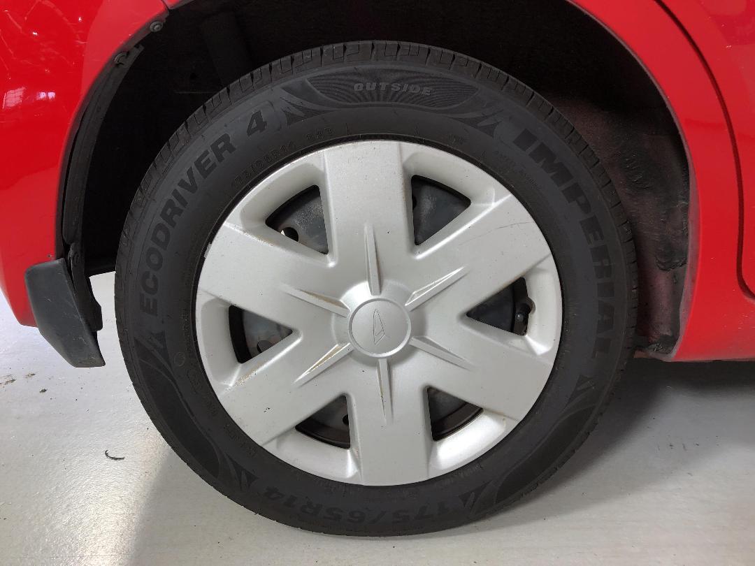 Photo '12' of Daihatsu Sirion