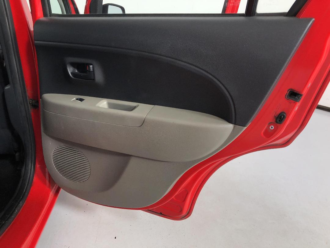 Photo '19' of Daihatsu Sirion