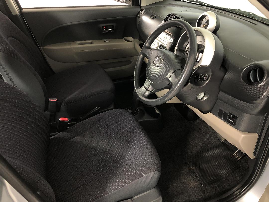 Photo '16' of Daihatsu Sirion