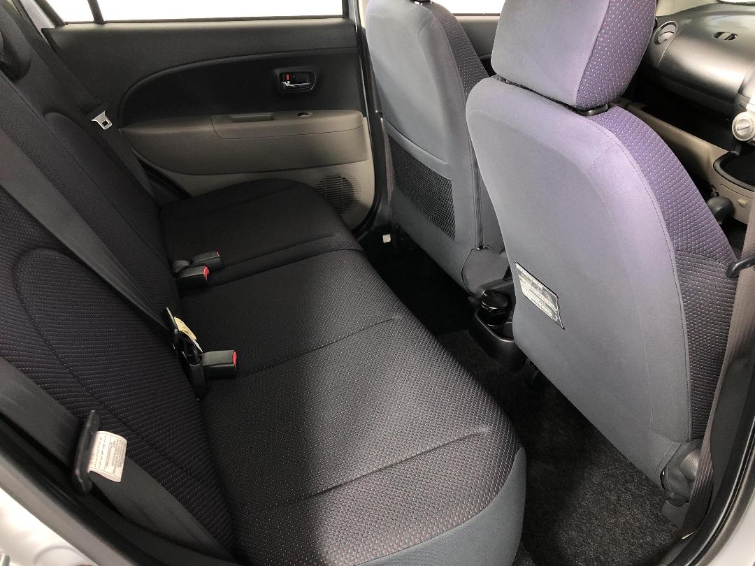 Photo '20' of Daihatsu Sirion