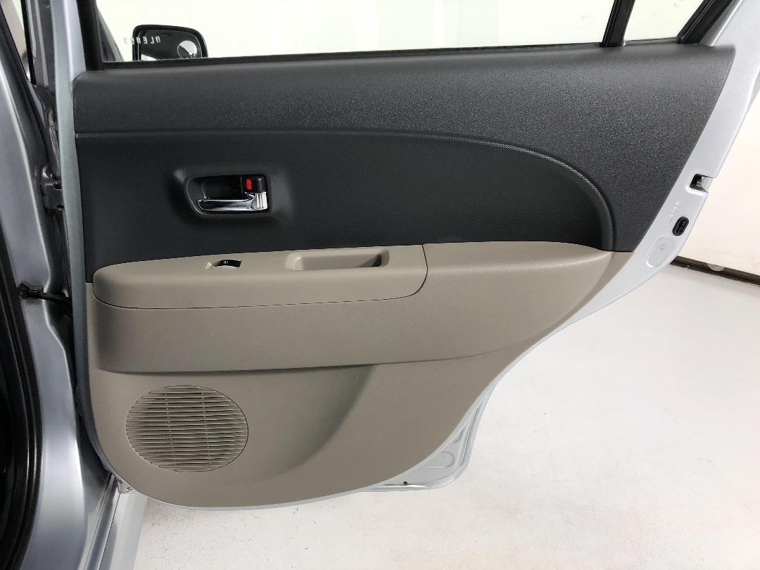 Photo '19' of Daihatsu Sirion