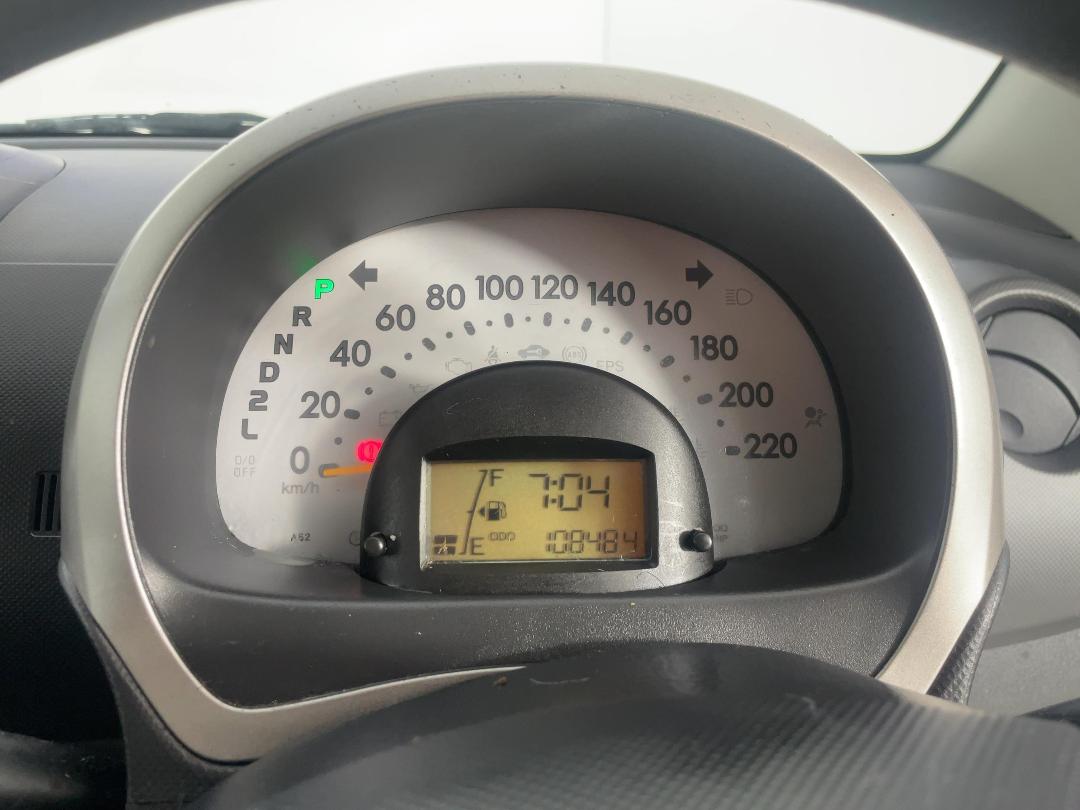 Photo '21' of Daihatsu Sirion