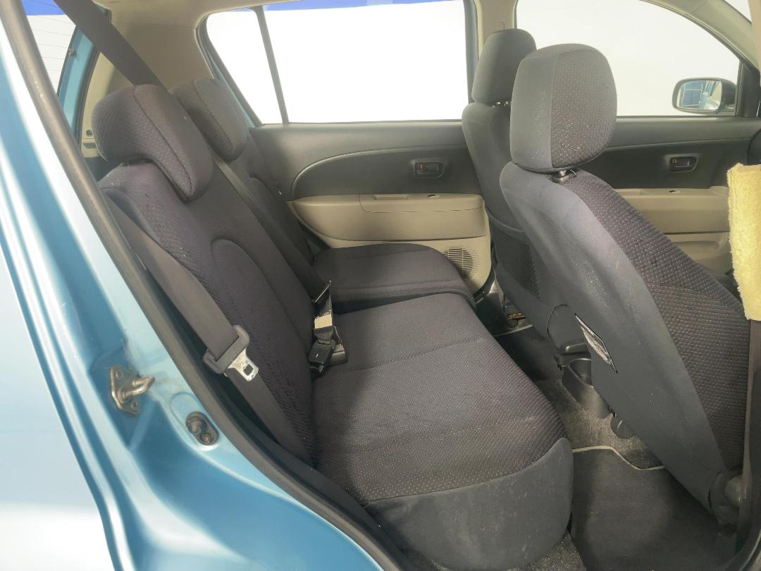 Photo '20' of Daihatsu Sirion